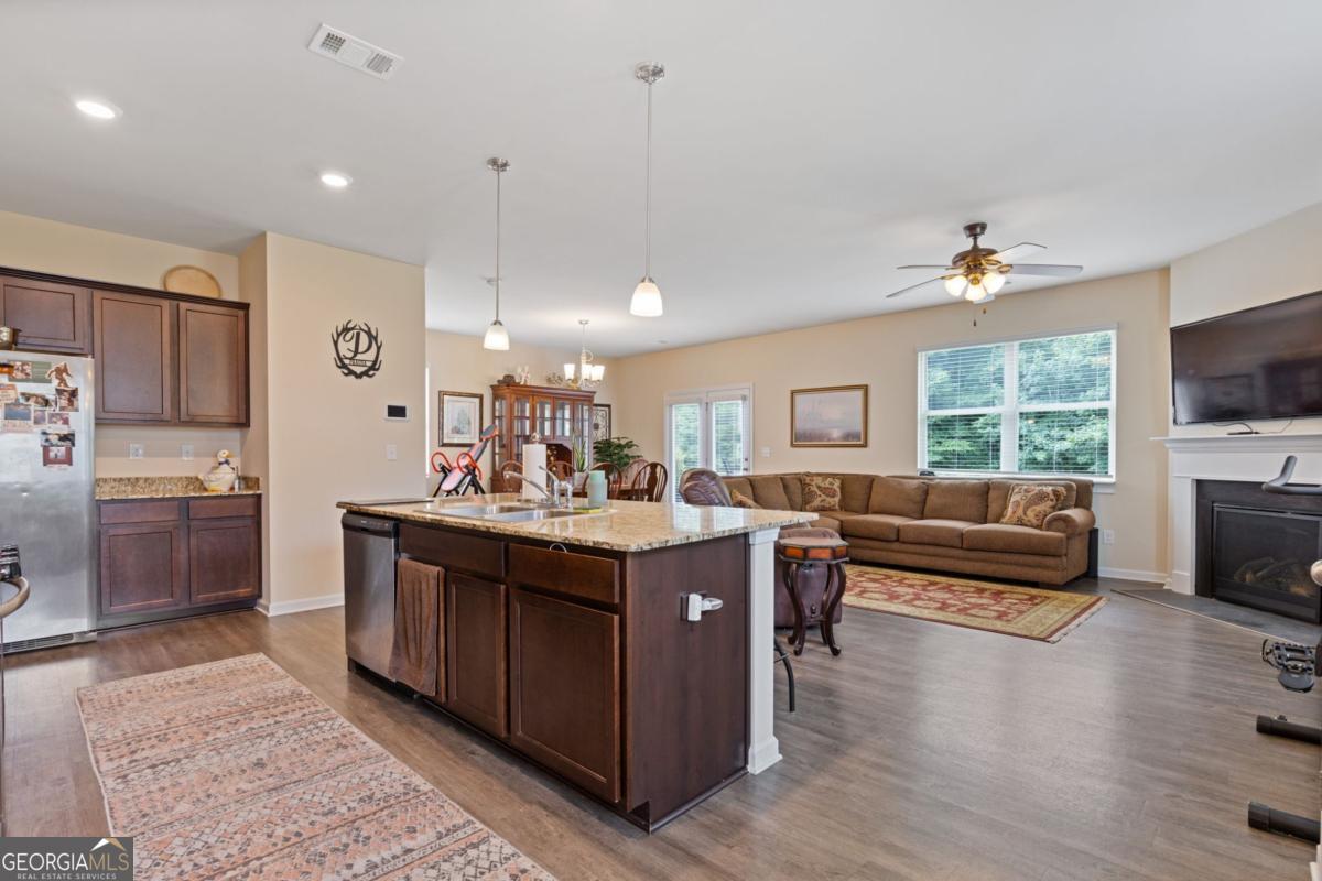 155 Brookside WAY