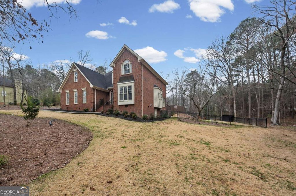 Photo of 460 Saddlebrook Drive, Calhoun, GA 30701 (MLS # 10705402)
