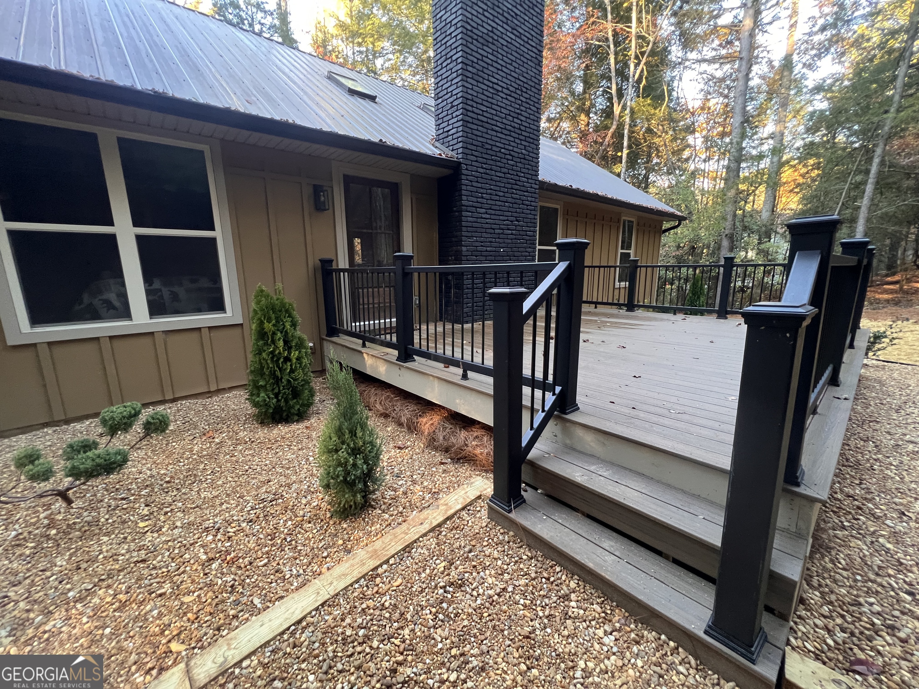 1102 Soque Wilderness RD