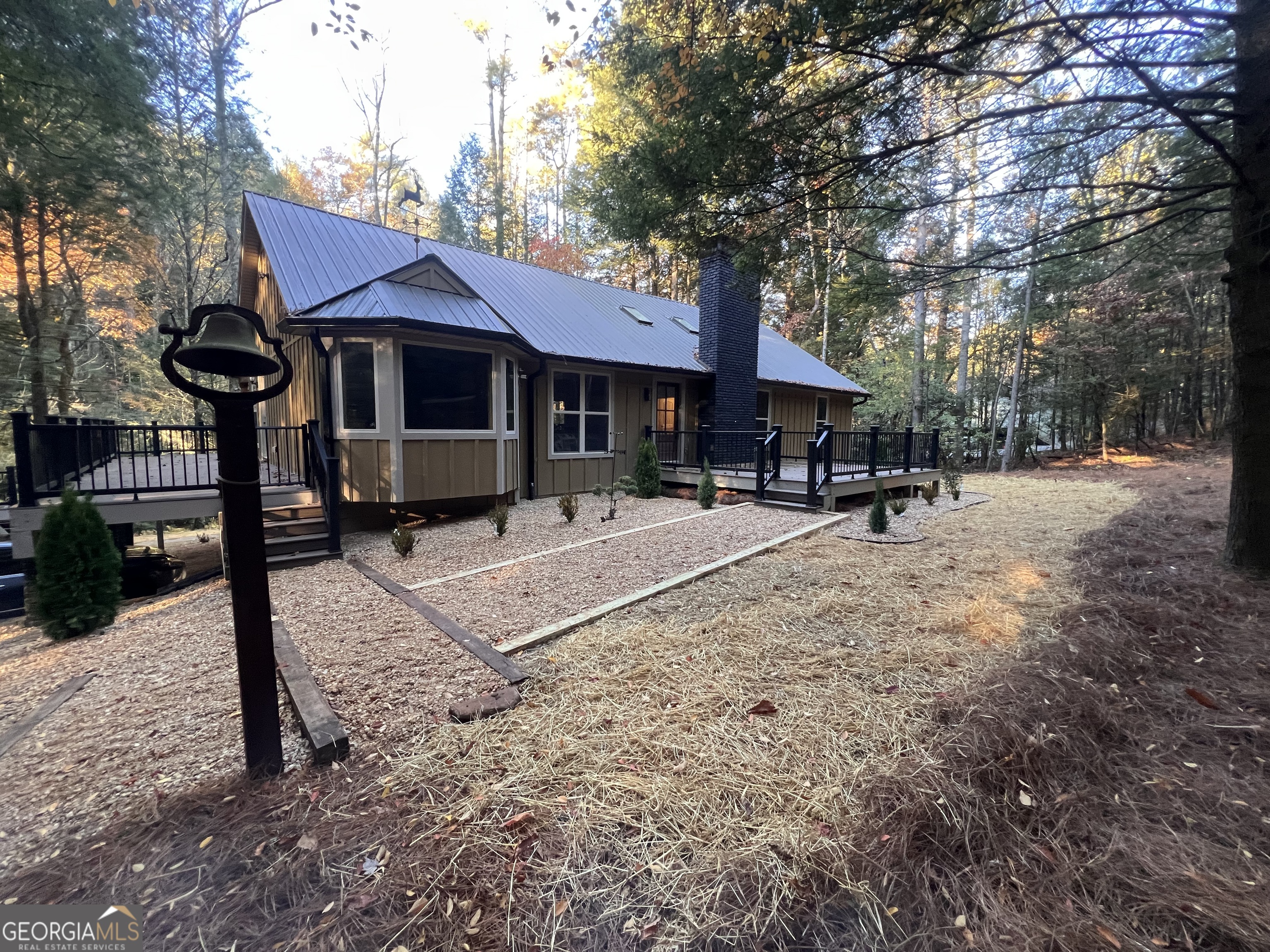 1102 Soque Wilderness RD