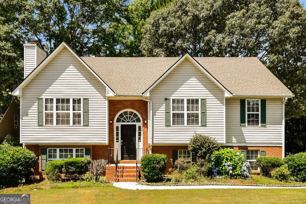 Photo of 976 Masters Lane, Snellville, GA 30078 (MLS # 10809965)