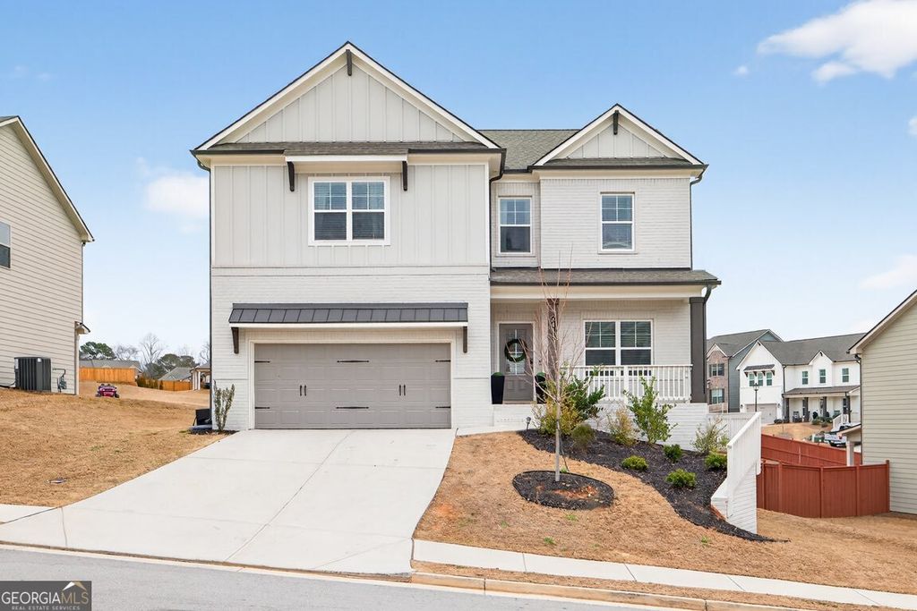 Photo of 4615 Silver Oak Drive SW, Gainesville, GA 30504 (MLS # 10695138)