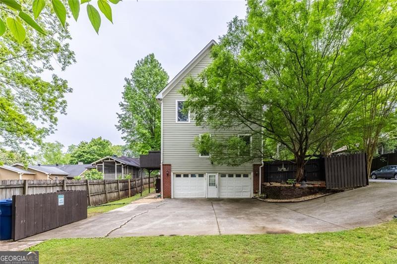 380 KENDRICK AVE