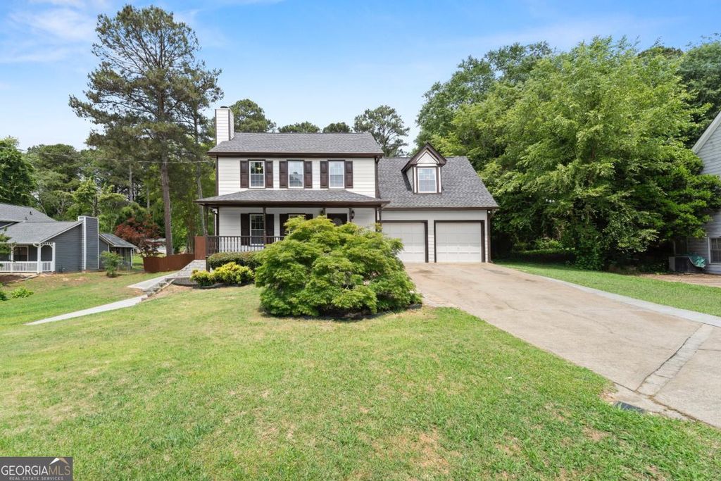 Photo of 1020 Forest Park Lane, Suwanee, GA 30024 (MLS # 10763931)