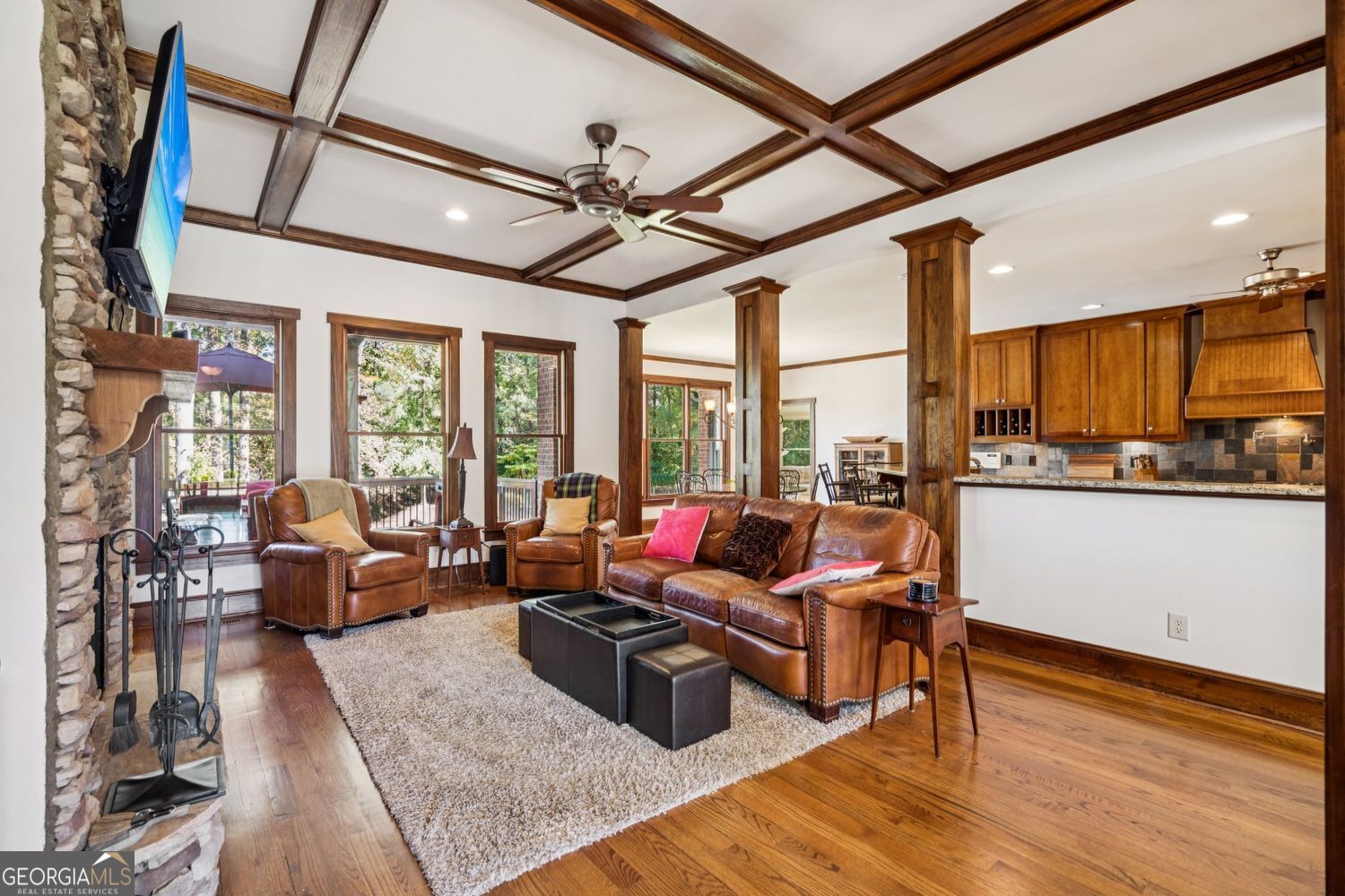 2240 N Pear Grove CT