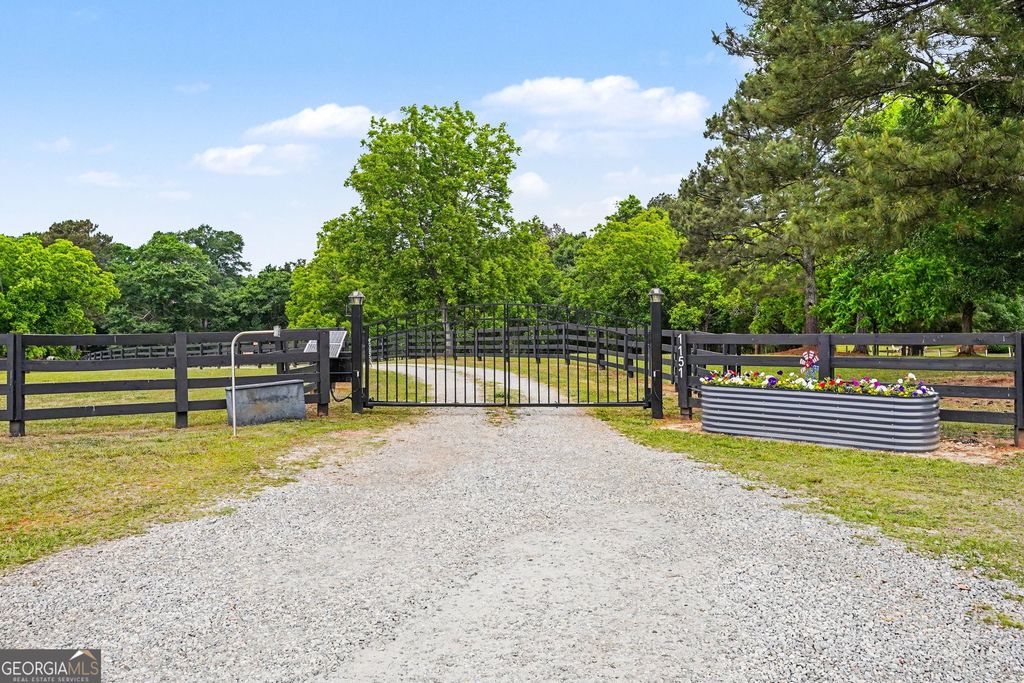Photo of 1151 Social Circle Fairplay Road, Social Circle, GA 30025 (MLS # 10764160)