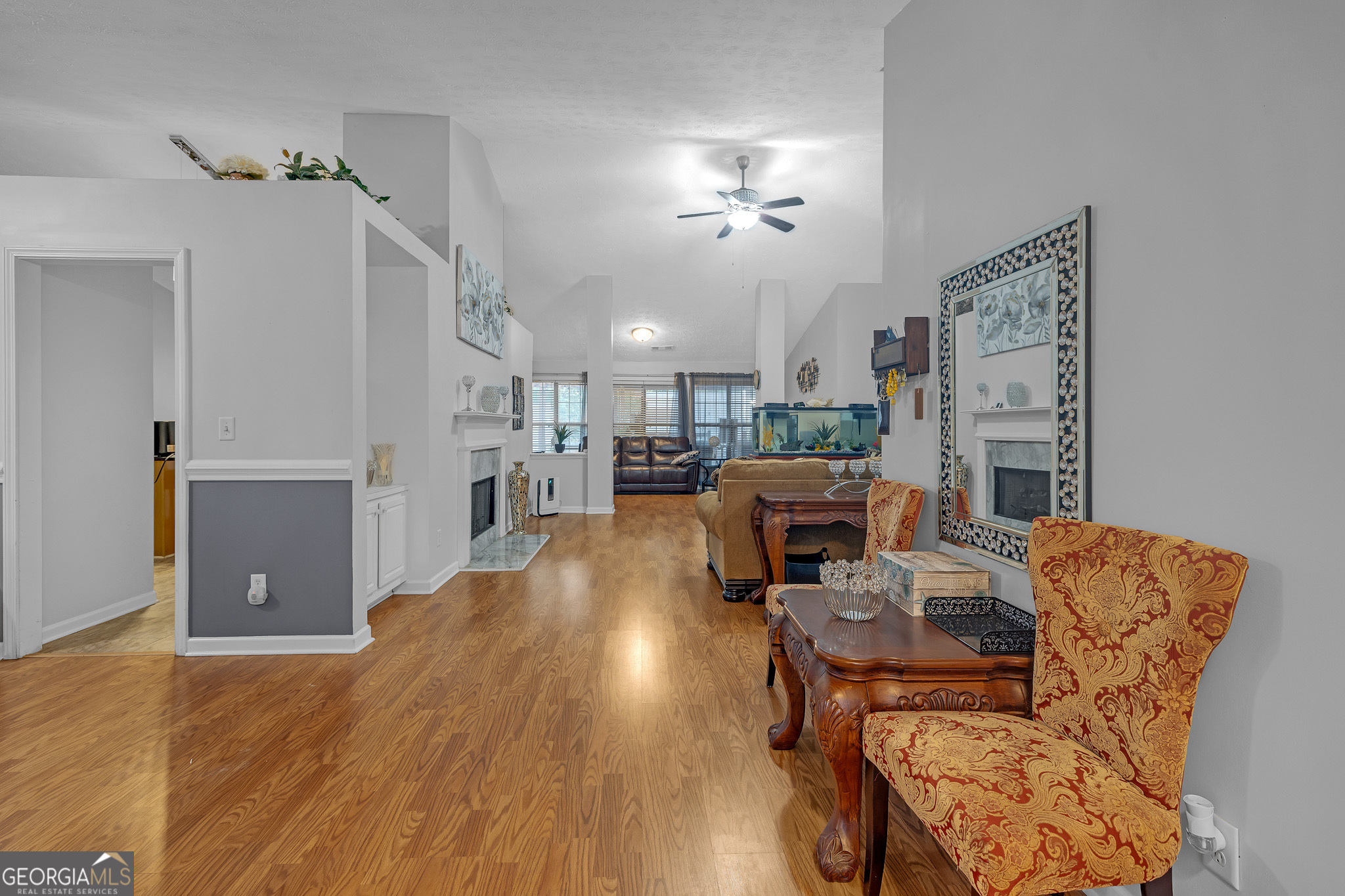 4015 McPherson DR