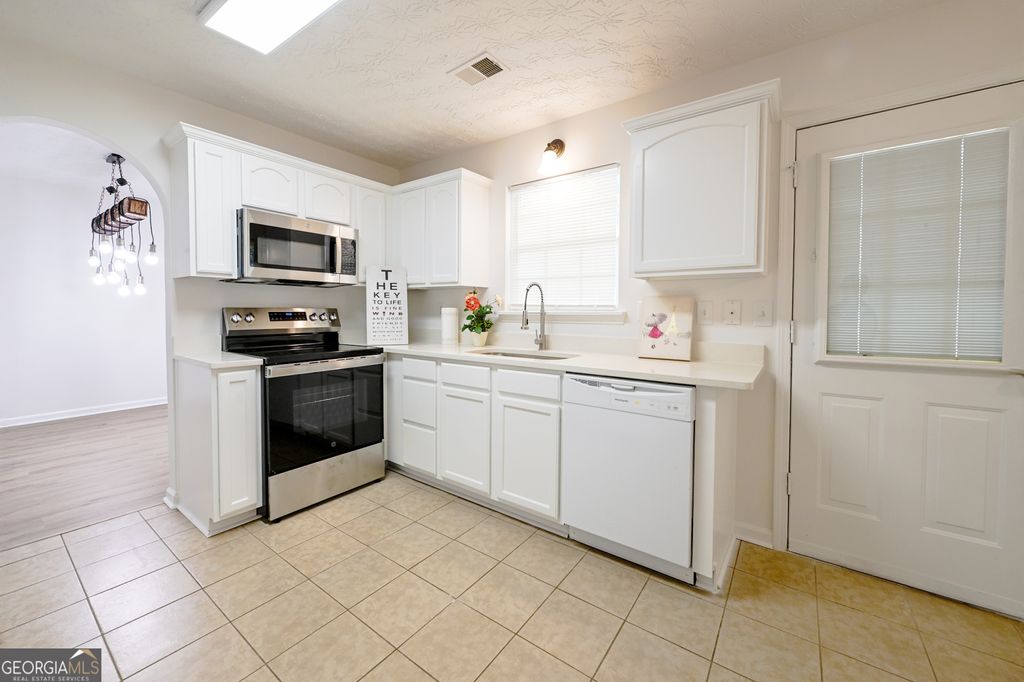 Photo of 165 Towler Shoals Drive, Loganville, GA 30052 (MLS # 10765189)