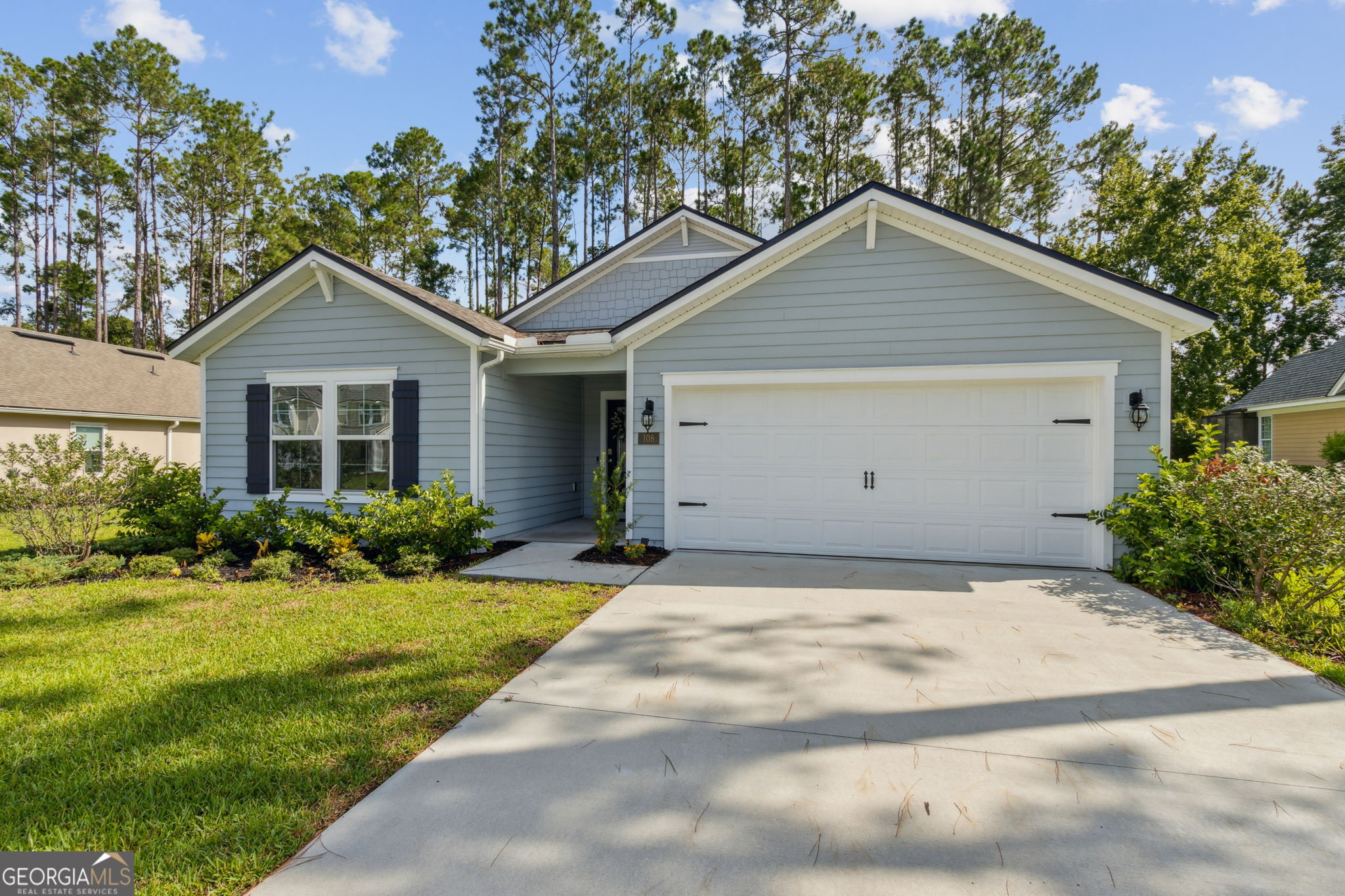 108 Angler LN