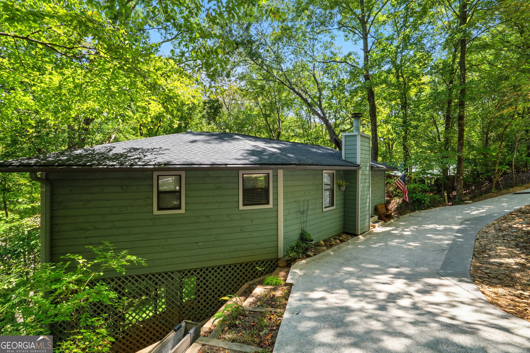 816 Mulligan WAY