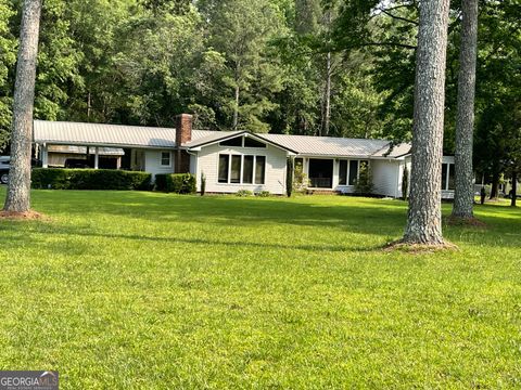 1088 New Rosedale RD NE Armuchee GA 30105