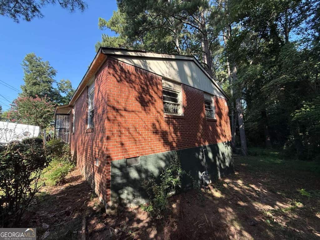 Photo of 264 NW Fairburn Rd RD NW, Atlanta, GA 30331 (MLS # 10829687)