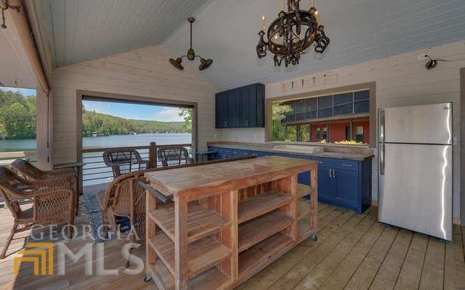 Lake Rabun - Residential