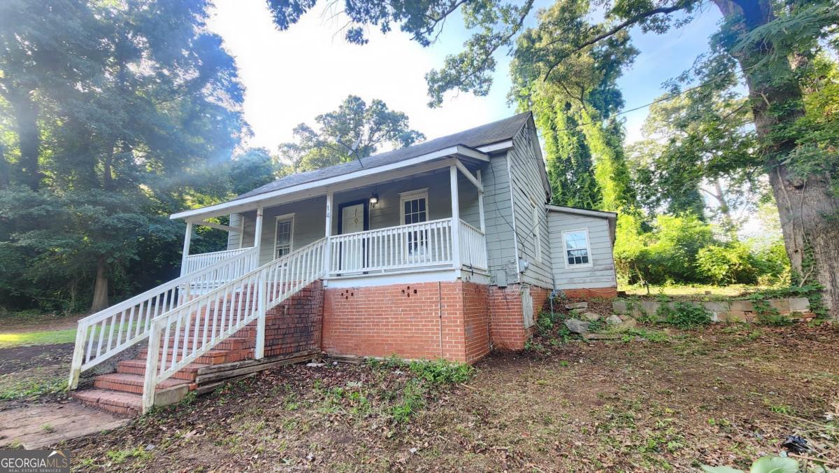 71 Sargent Railroad AVE