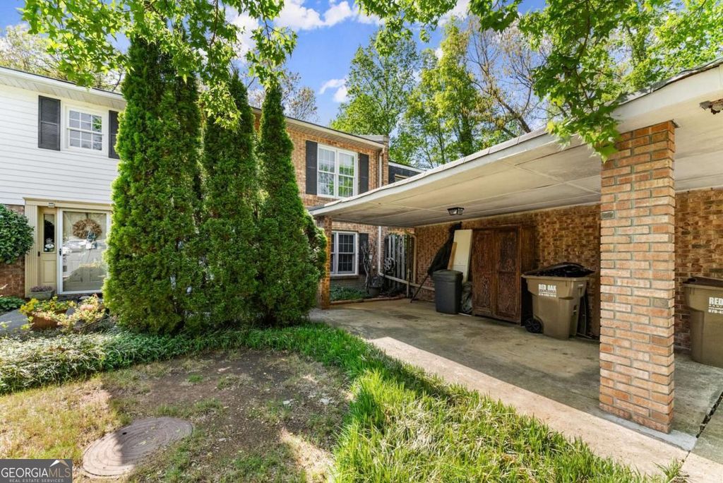 Photo of 6500 Gaines Ferry Unit H9 Rd, Flowery Branch, GA 30542 (MLS # 10675086)