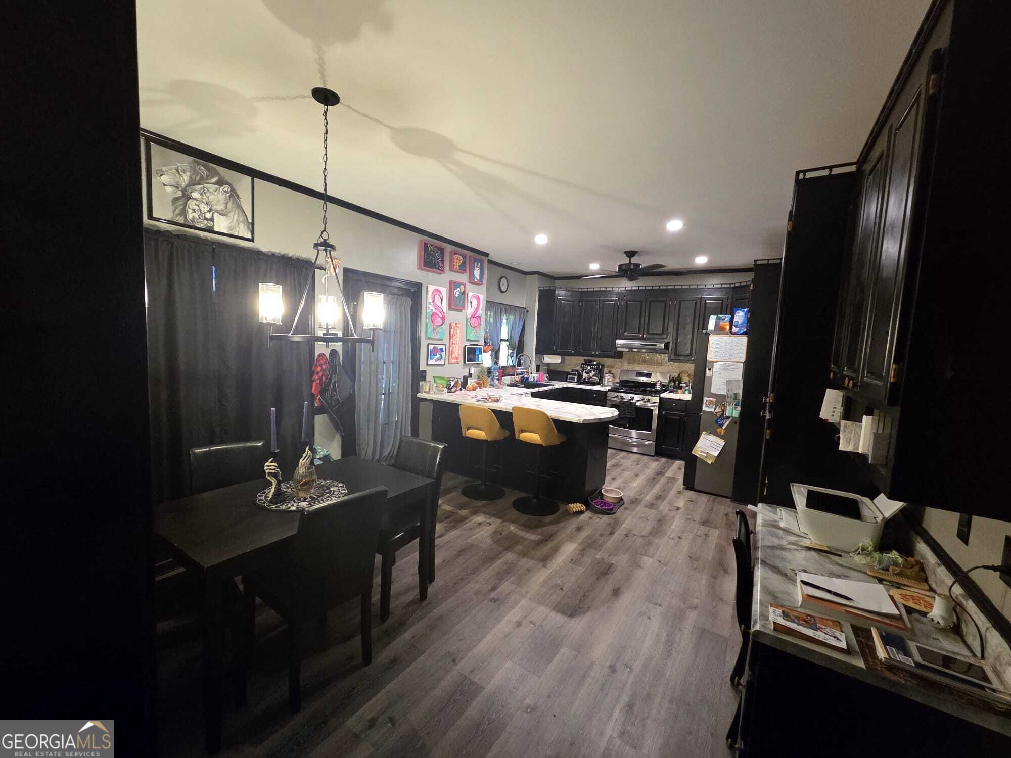 3175 Stinsonville RD