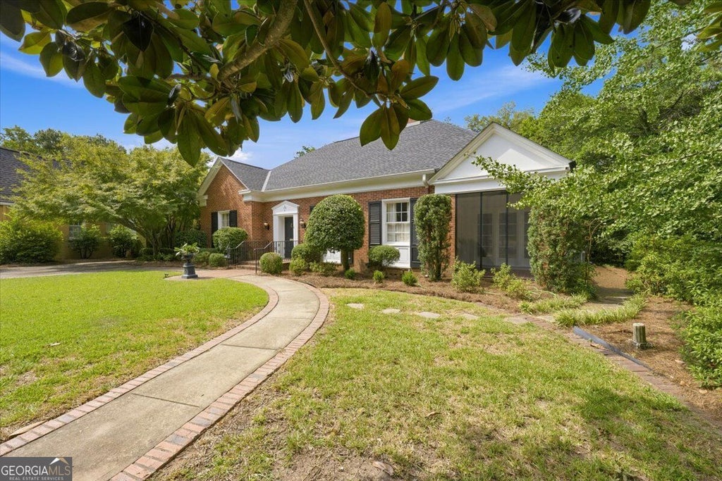 Photo of 2688 Stanislaus Circle, Macon, GA 31204 (MLS # 10832084)