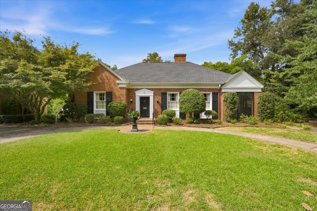 Photo of 2688 Stanislaus Circle, Macon, GA 31204 (MLS # 10832084)