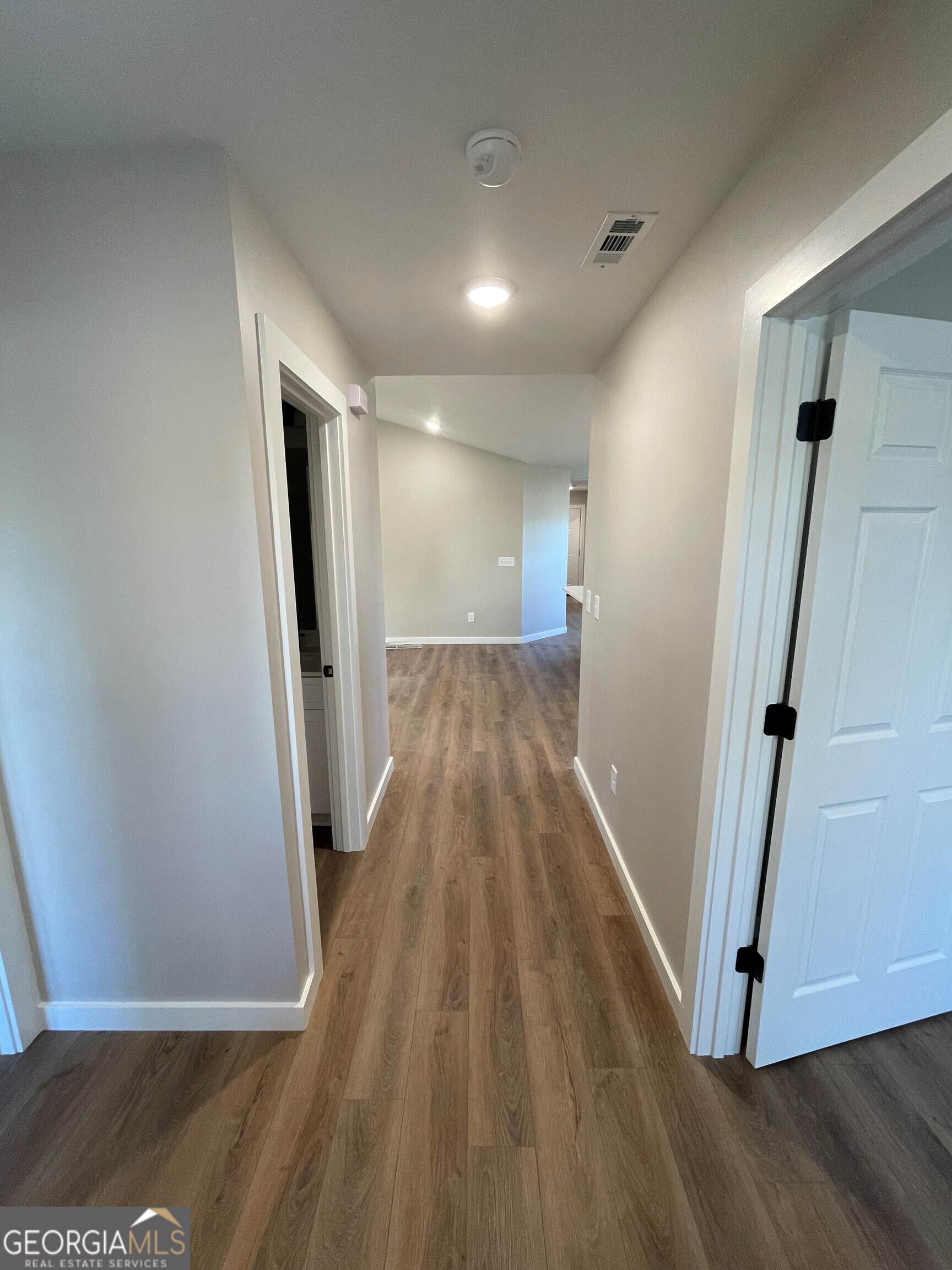 410 Hardy AVE SW