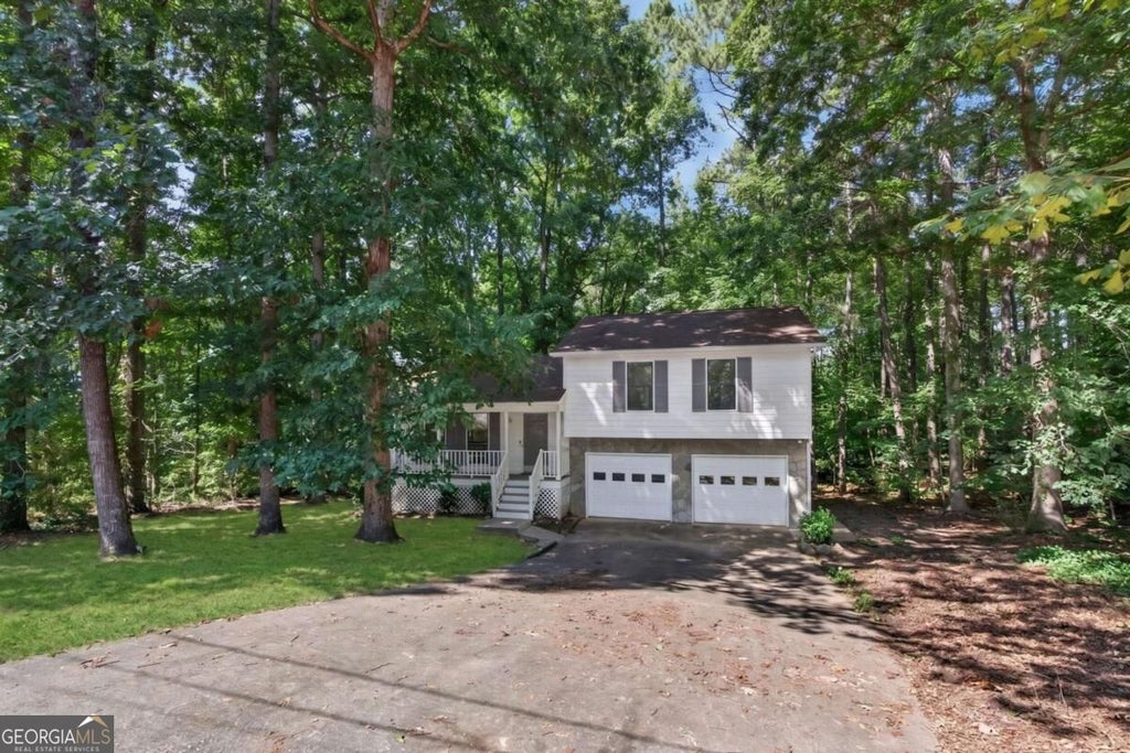 Photo of 4325 Woodland Drive, Dallas, GA 30132 (MLS # 10845429)