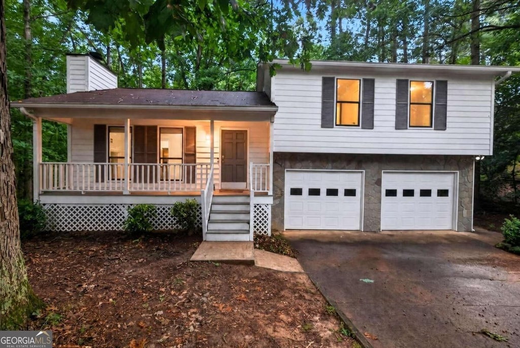 Photo of 4325 Woodland Drive, Dallas, GA 30132 (MLS # 10845429)