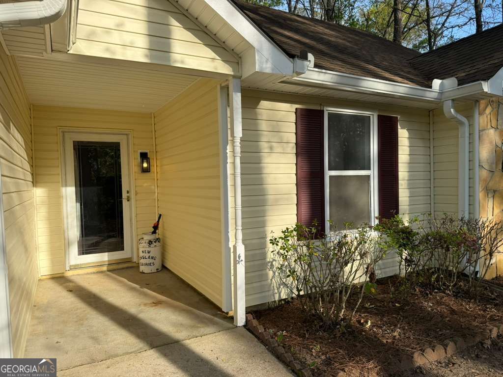 Photo of 35 Lindsey Lane, Sharpsburg, GA 30277 (MLS # 10725028)