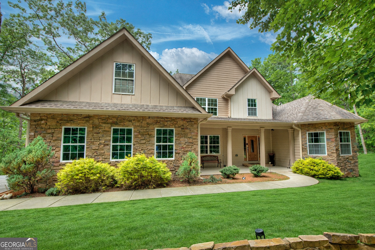 3184 Saint Andrews WAY