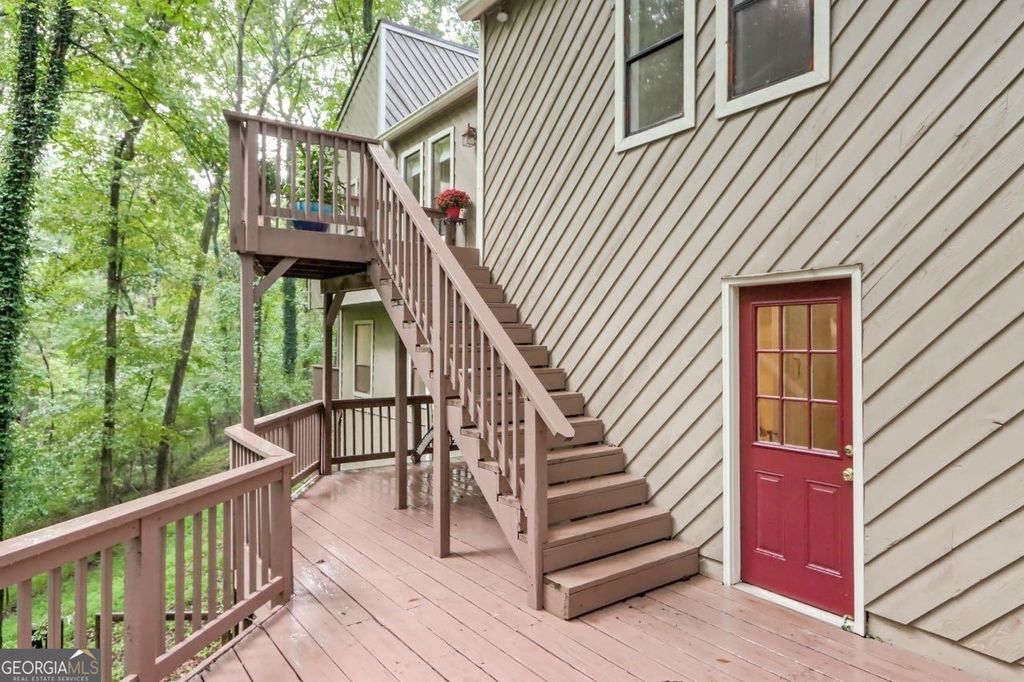 Photo of 428 Riverlake Court, Woodstock, GA 30188 (MLS # 10738981)