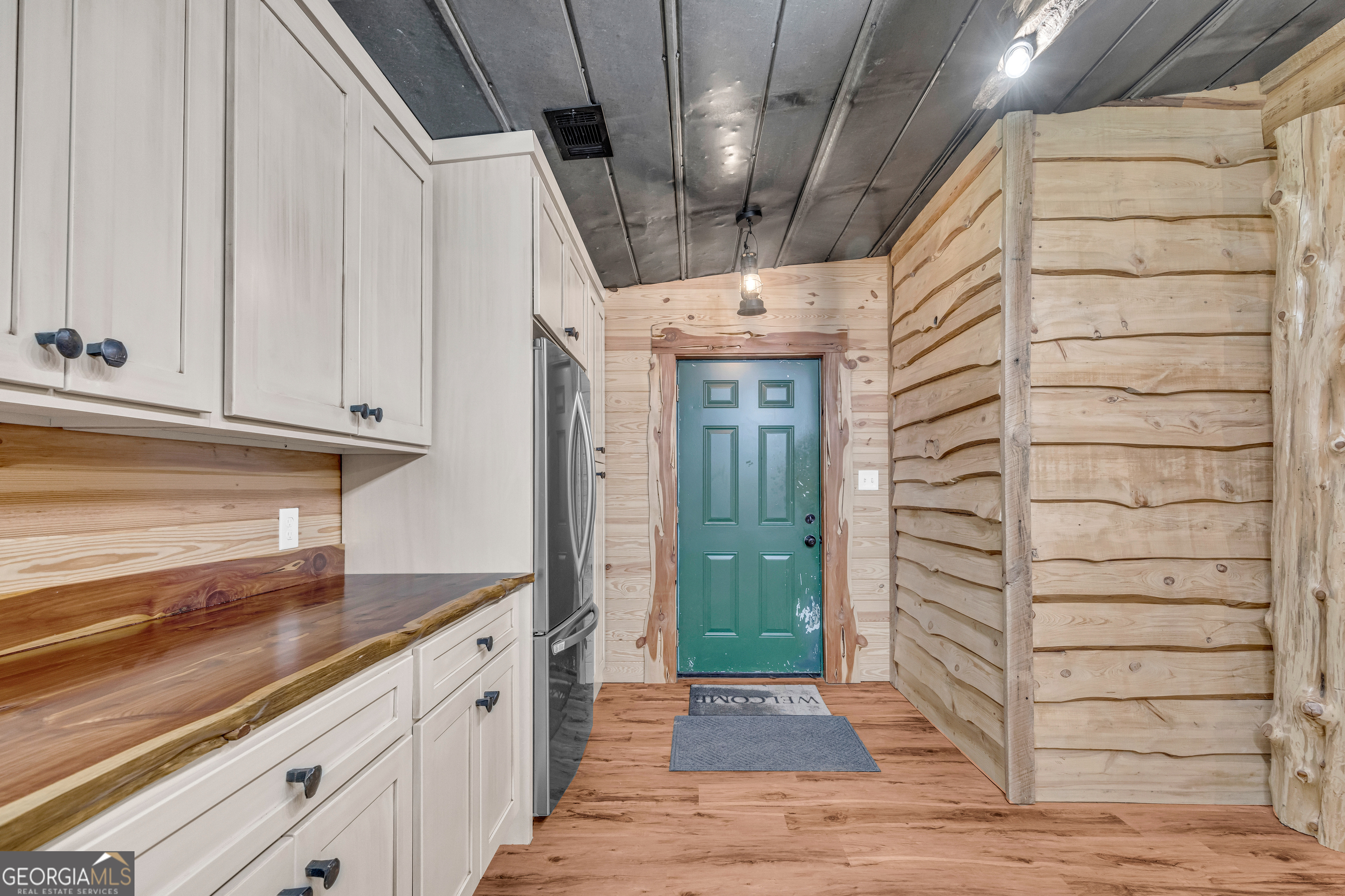 Bowman, Georgia 30624, United States, 1 Bedroom Bedrooms, ,2 BathroomsBathrooms,Residential,Pending,148257