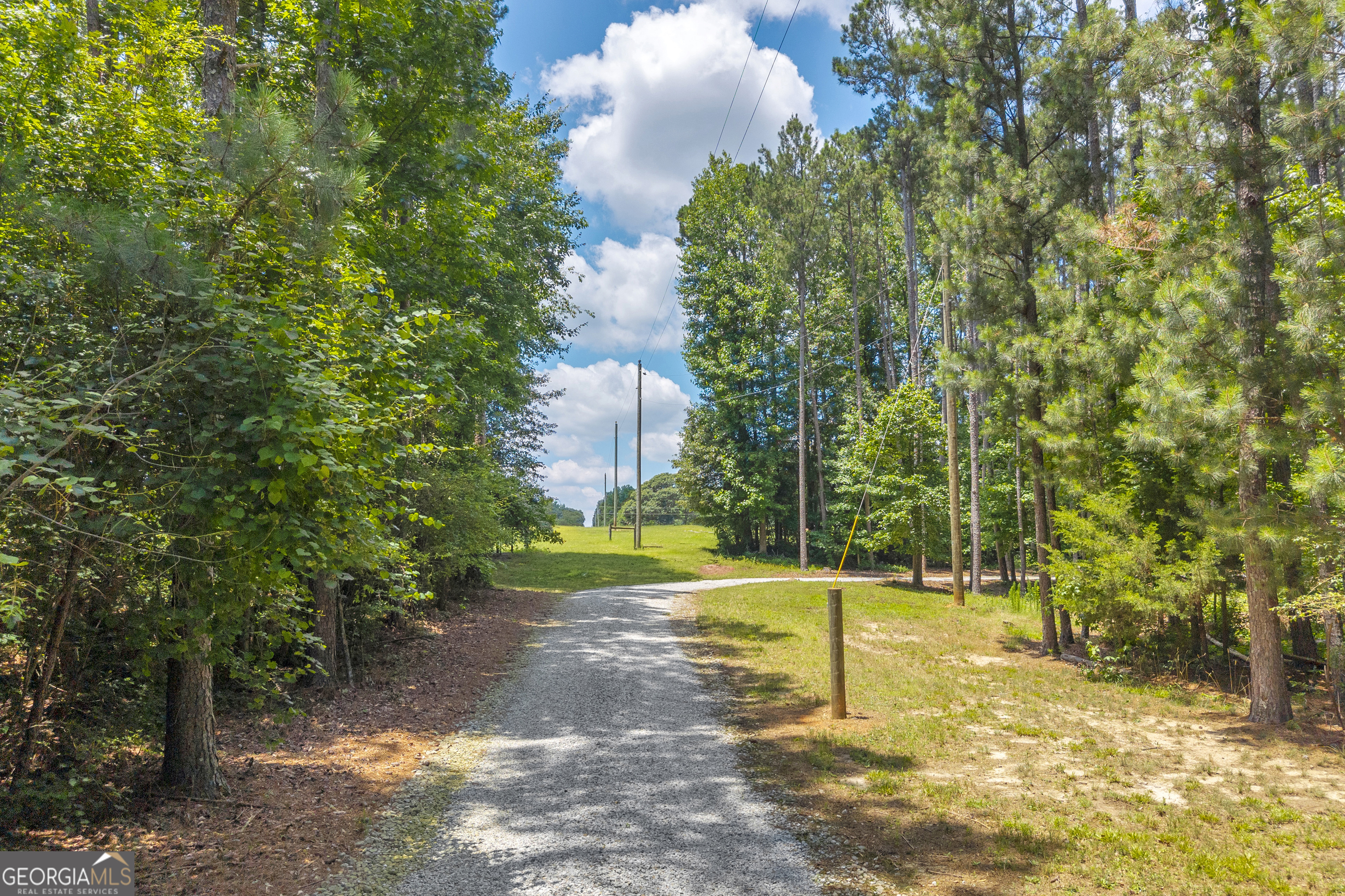 Bowman, Georgia 30624, United States, 1 Bedroom Bedrooms, ,2 BathroomsBathrooms,Residential,Pending,148257