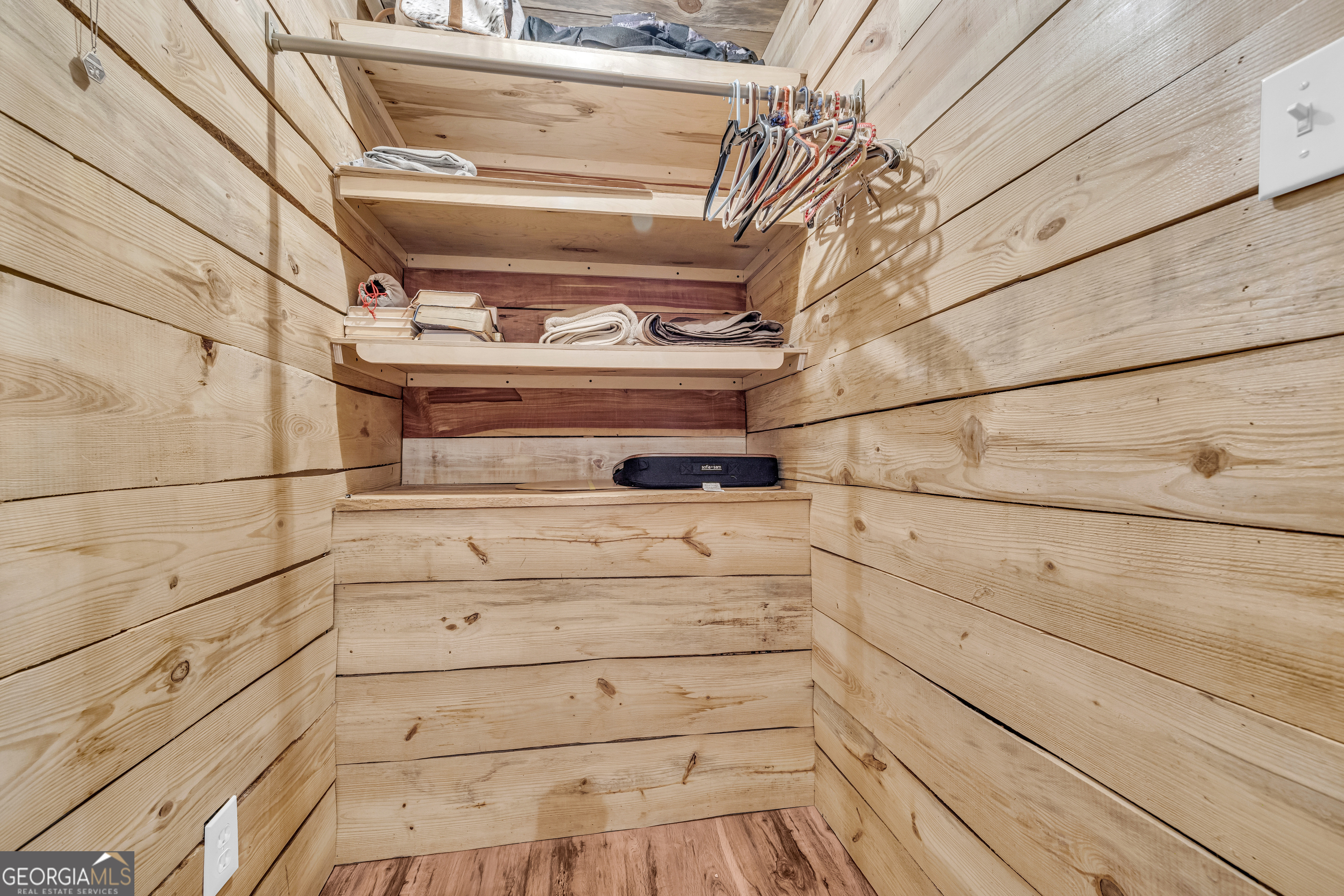 Bowman, Georgia 30624, United States, 1 Bedroom Bedrooms, ,2 BathroomsBathrooms,Residential,Pending,148257