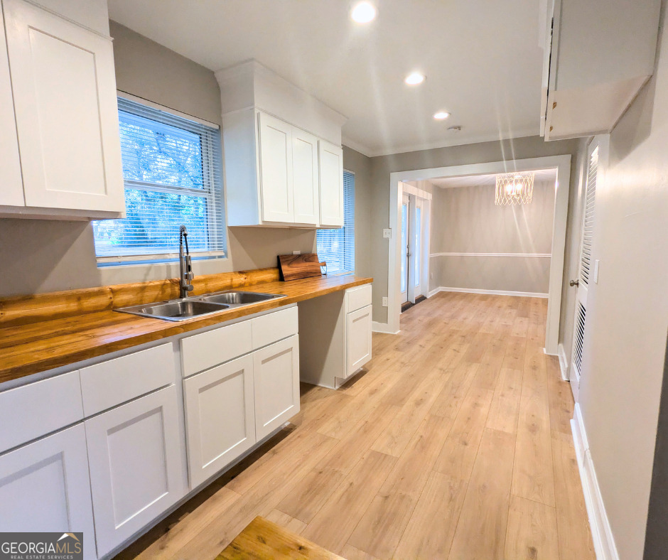 1701 Sharon DR