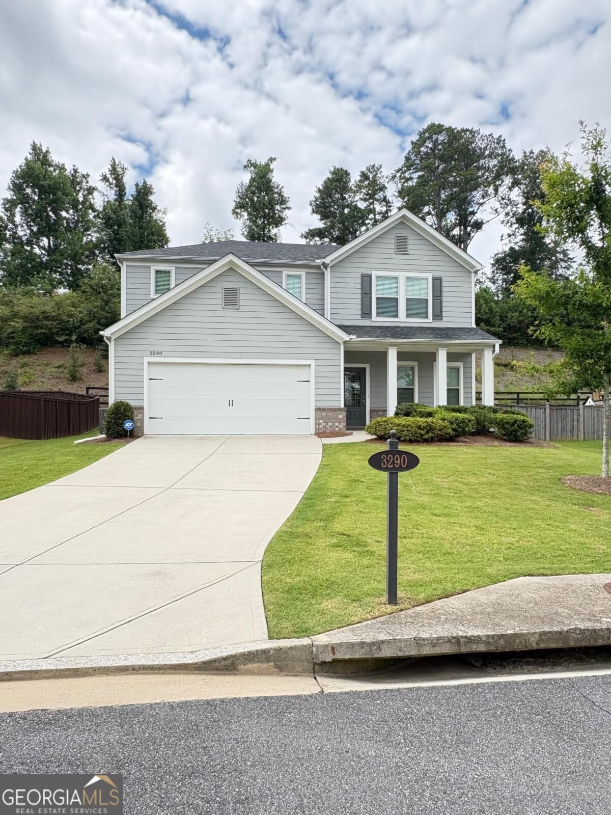 3290 Summerpoint XING