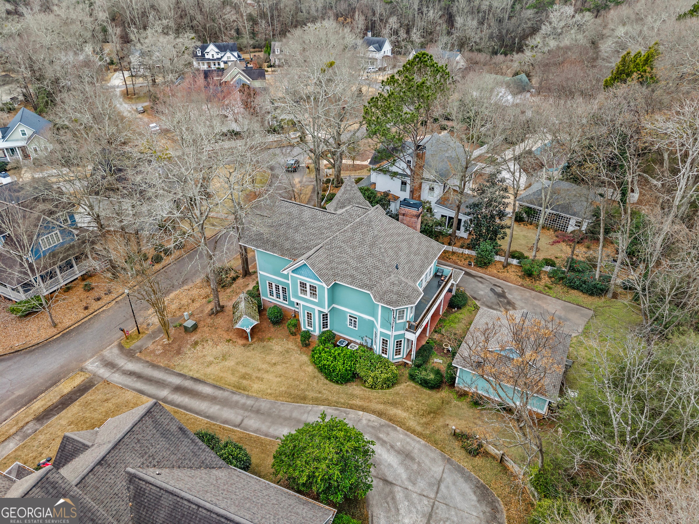 516 Hillside RD