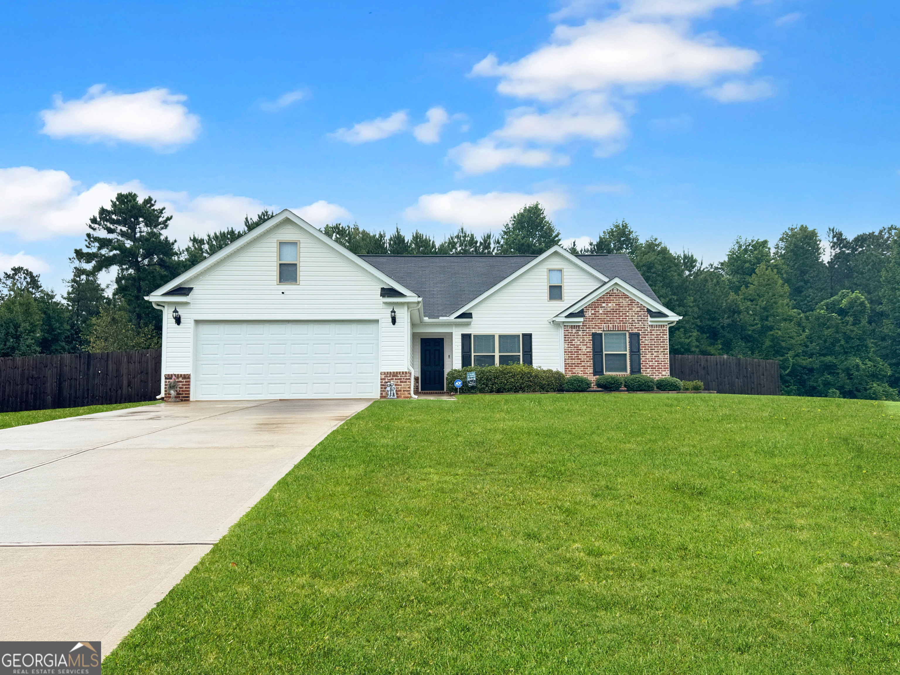 Forsyth, Georgia 31029, United States, 3 Bedrooms Bedrooms, ,2 BathroomsBathrooms,Residential,Active,198602