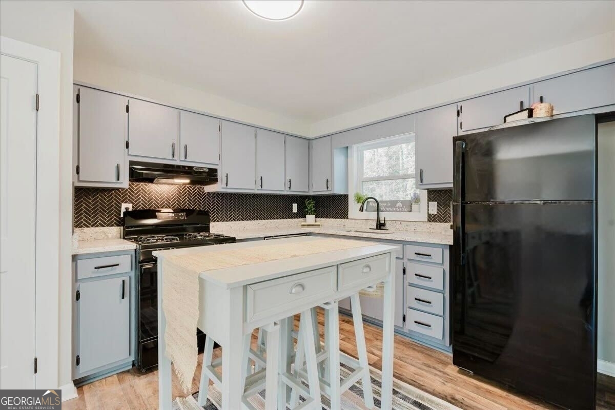 Hollydale - Residential