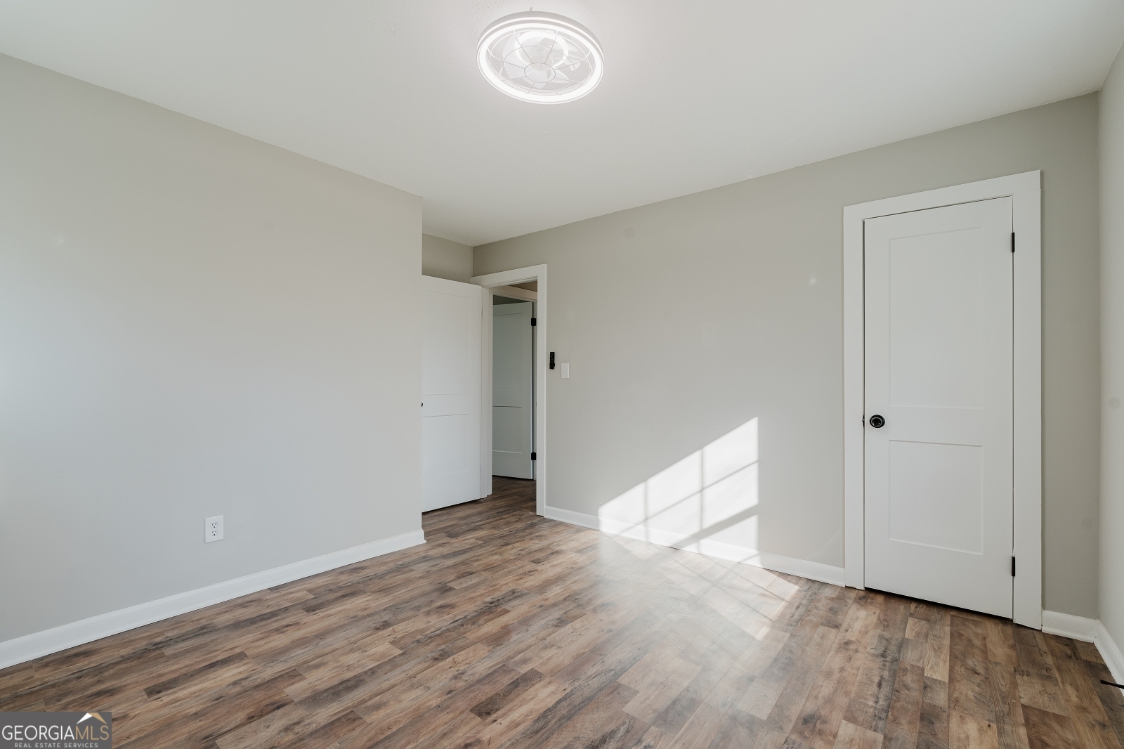 Hollydale - Residential