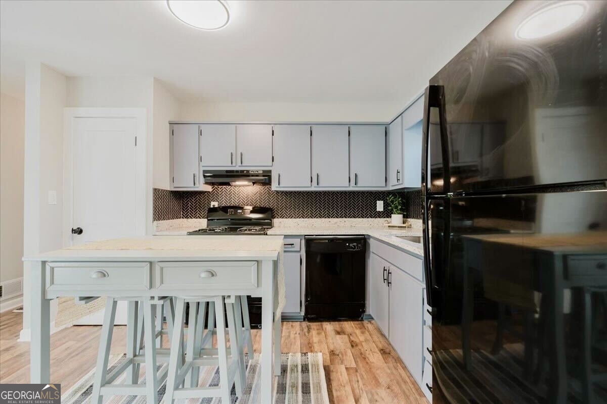 Hollydale - Residential