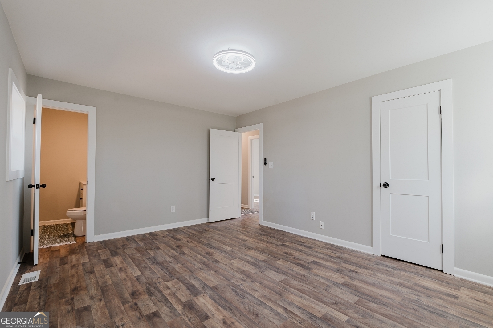 Hollydale - Residential