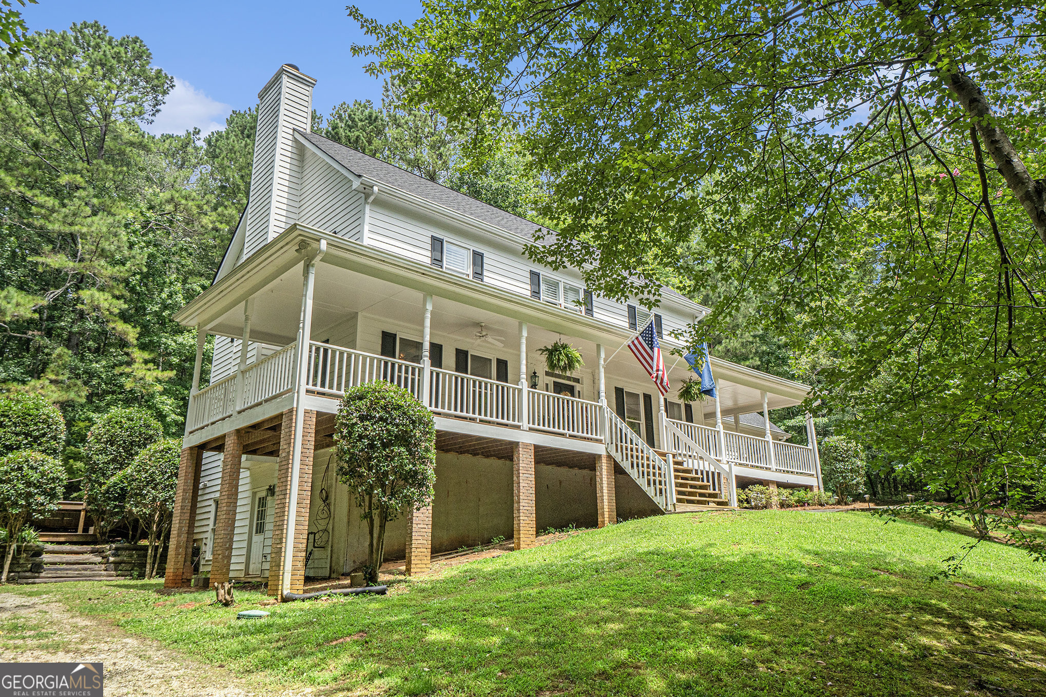 496 Hughes RD