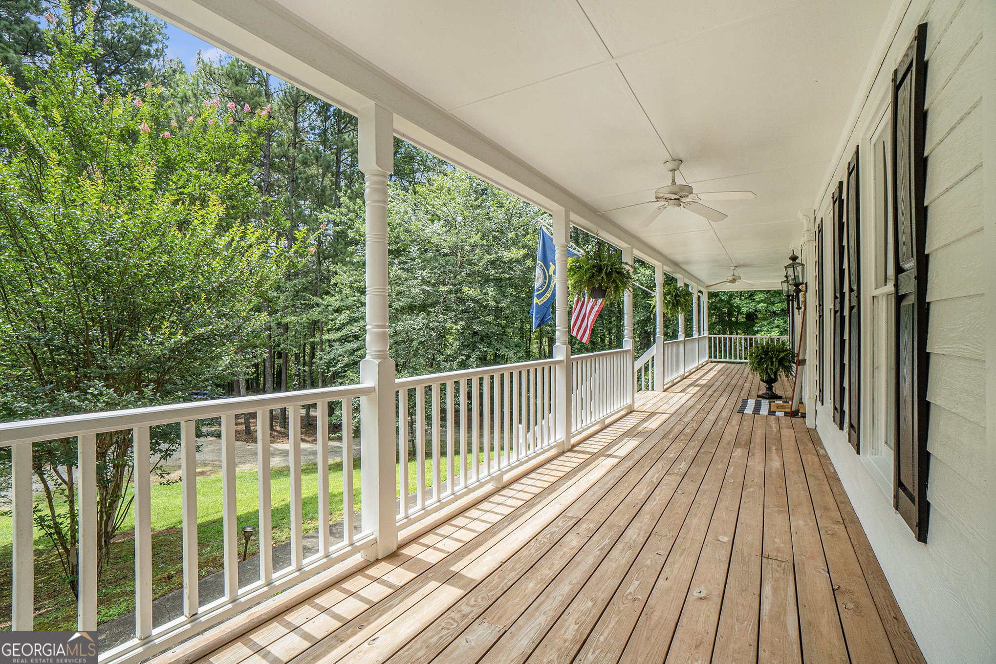 496 Hughes RD