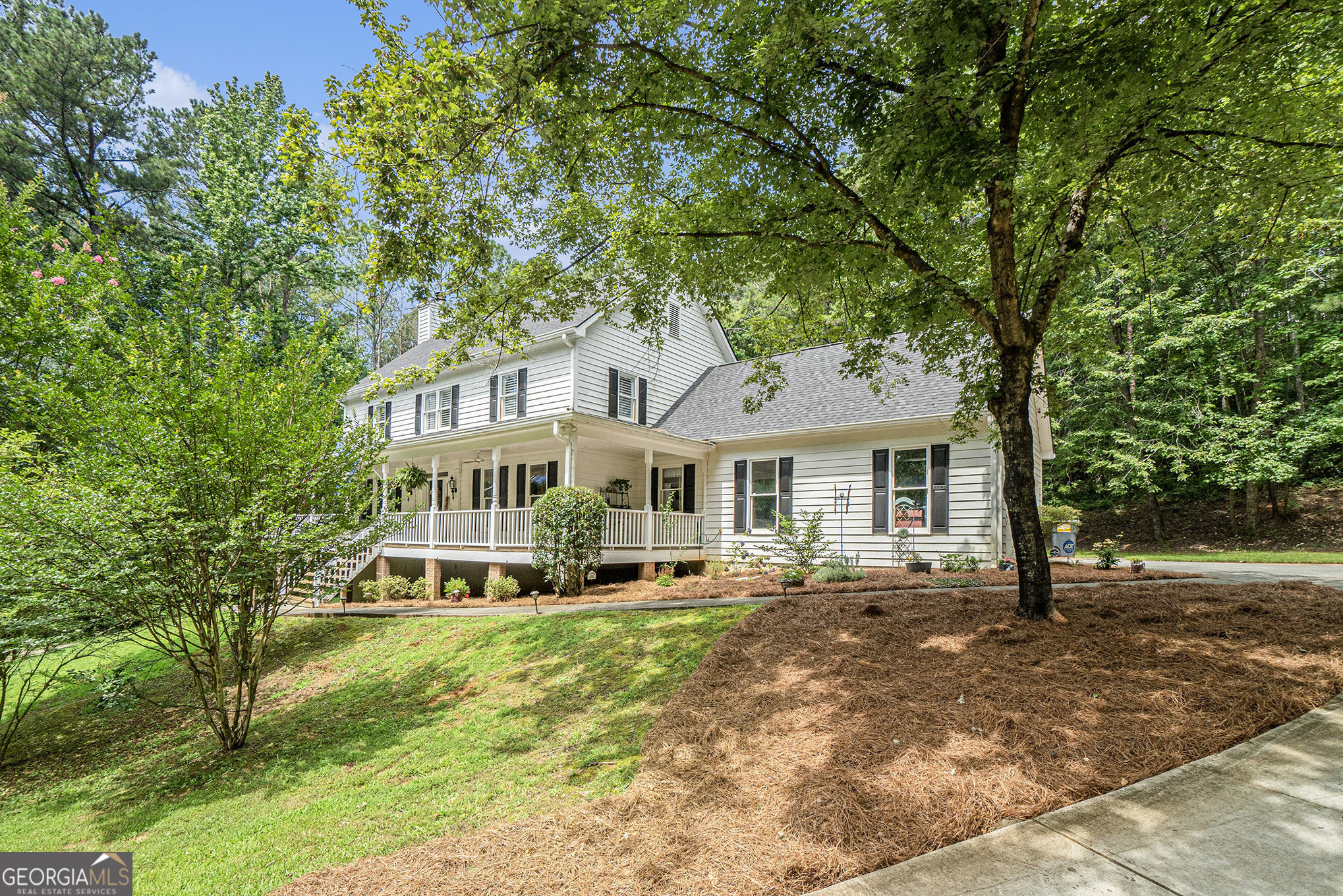 496 Hughes RD