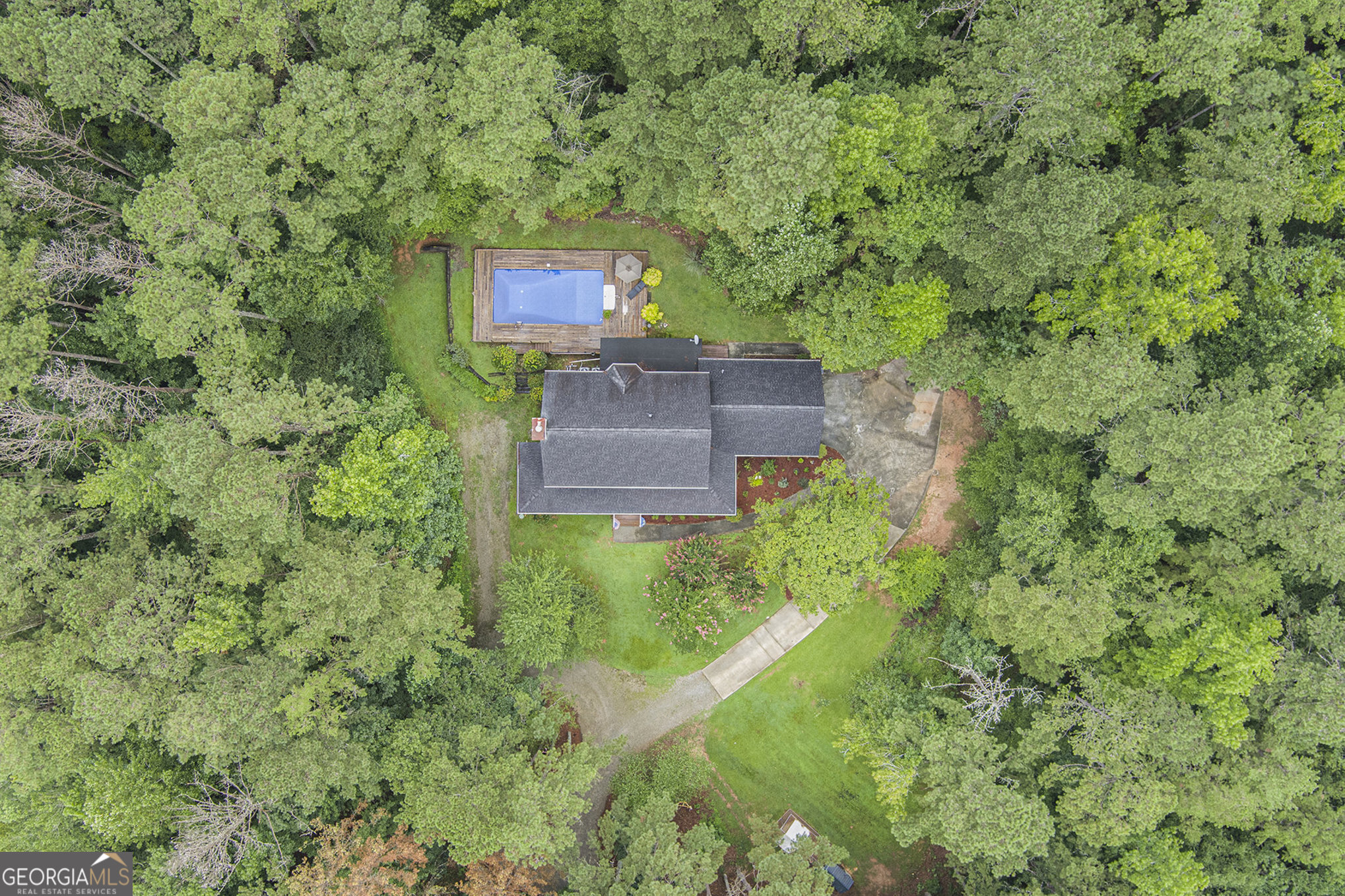 496 Hughes RD