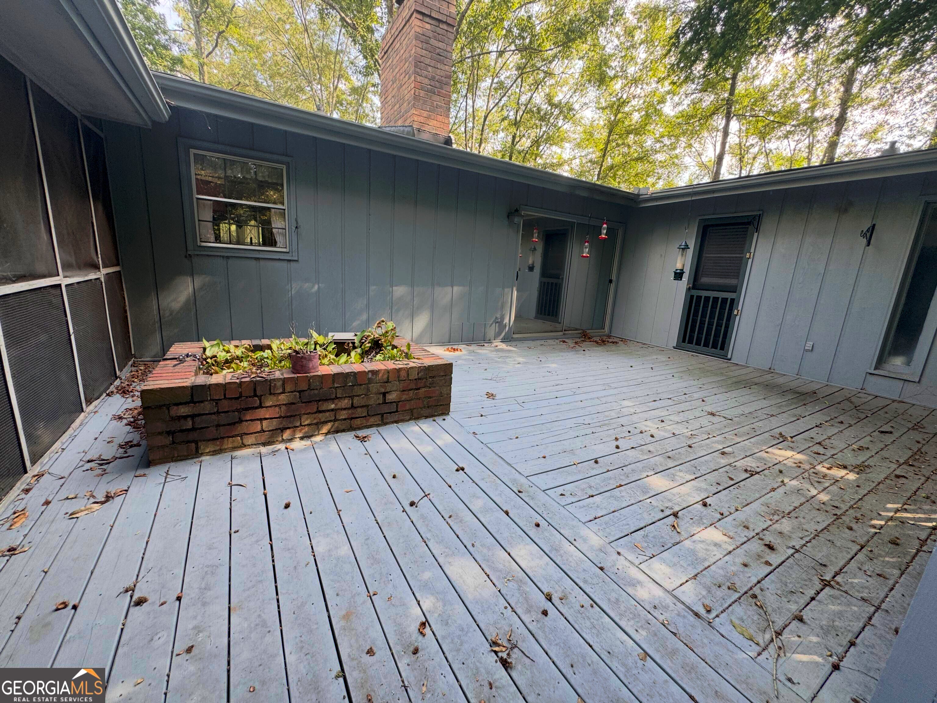 220 Rollingwood DR