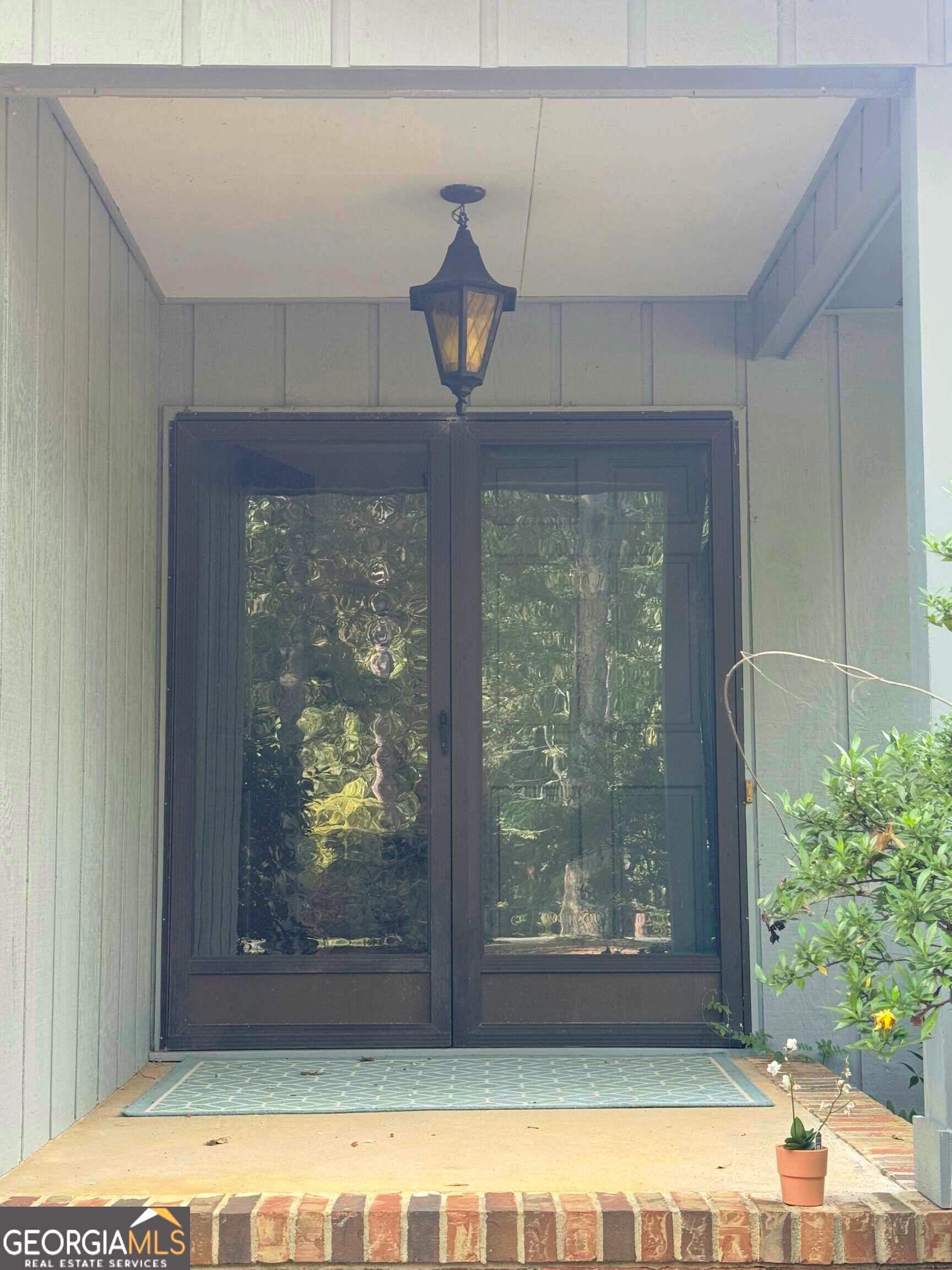 220 Rollingwood DR
