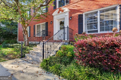 Photo of 3669 Peachtree Road NE #2C, Atlanta, GA 30319 (MLS # 10874996)