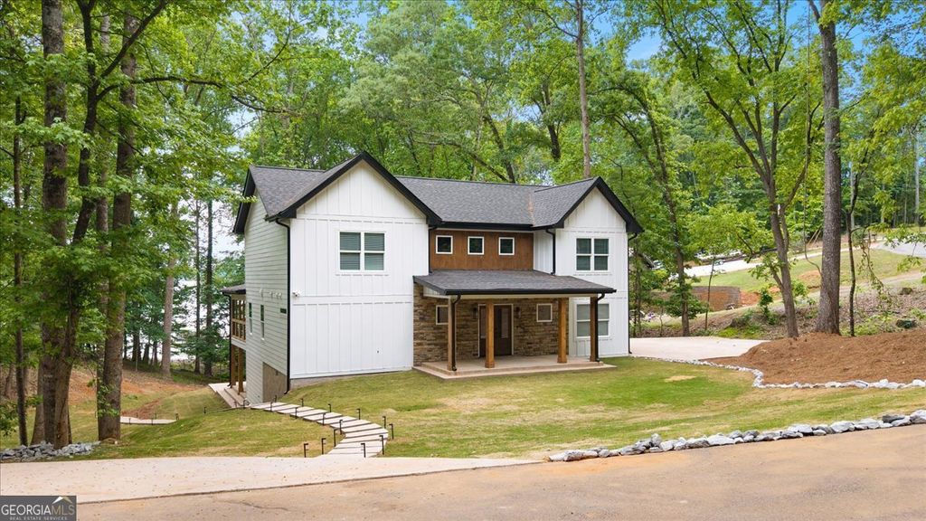 Photo of 8875 Lakeside Way, Gainesville, GA 30506 (MLS # 10760014)