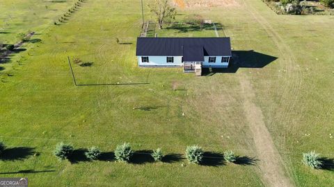 A home in Rentz