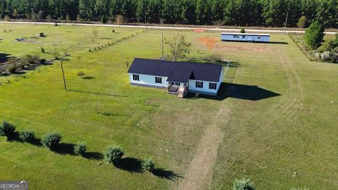 A home in Rentz