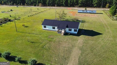 A home in Rentz